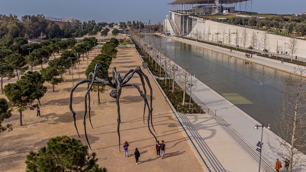 Louise Bourgeois' monumental Spider Maman installed at SNFCC